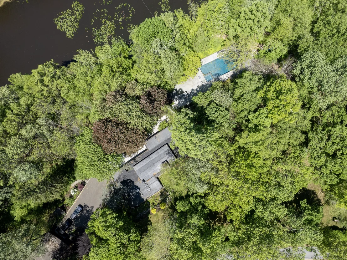 Photo of 32 Deer Run Road
