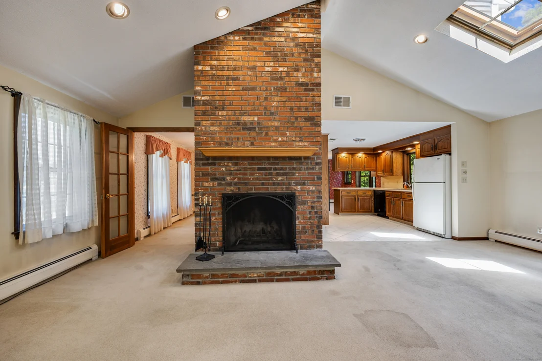 Photo of 79 Vineyard Drive