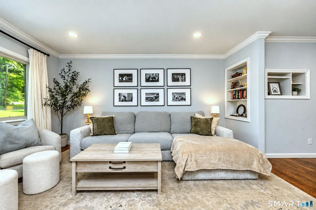 Photo of 85 Walnut Street