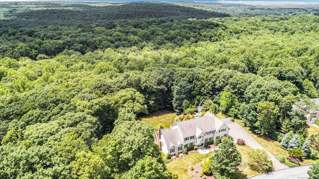 Photo of 26 Oak Ridge Drive