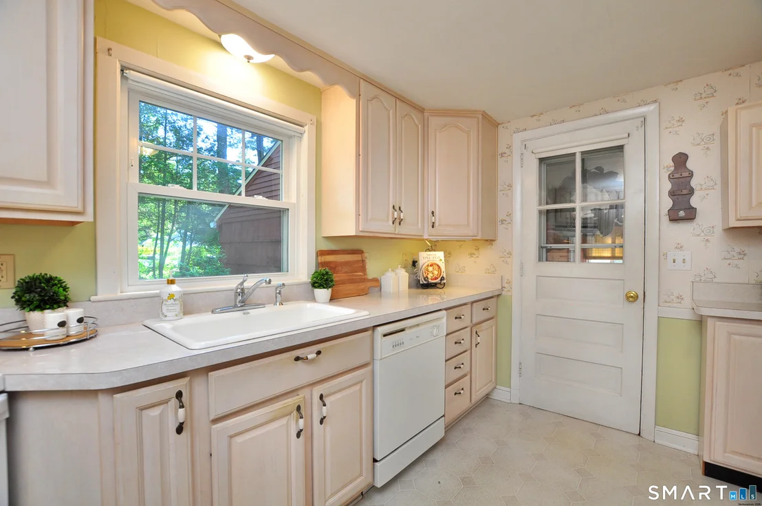 Photo of 5 Robin Road
