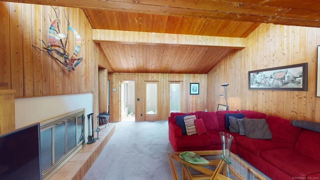 Photo of 97 Wyneding Hill Road