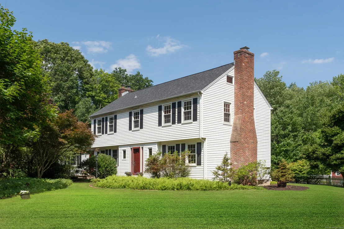 Photo of 11 Winthrop Road
