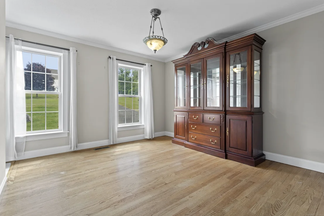 Photo of 21 Chatham Fields Road