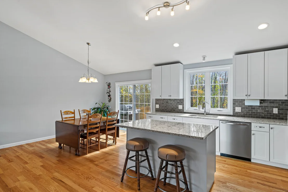 Photo of 4 Daisy Hill Drive