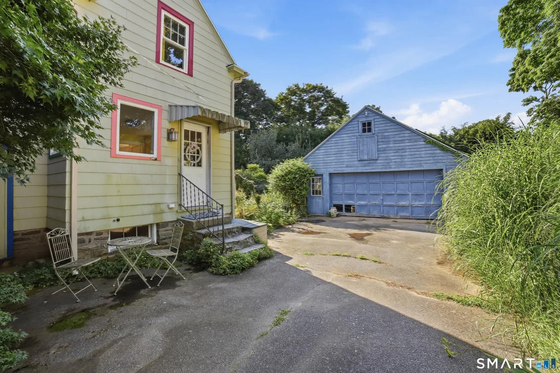 Photo of 16 Jones Lane