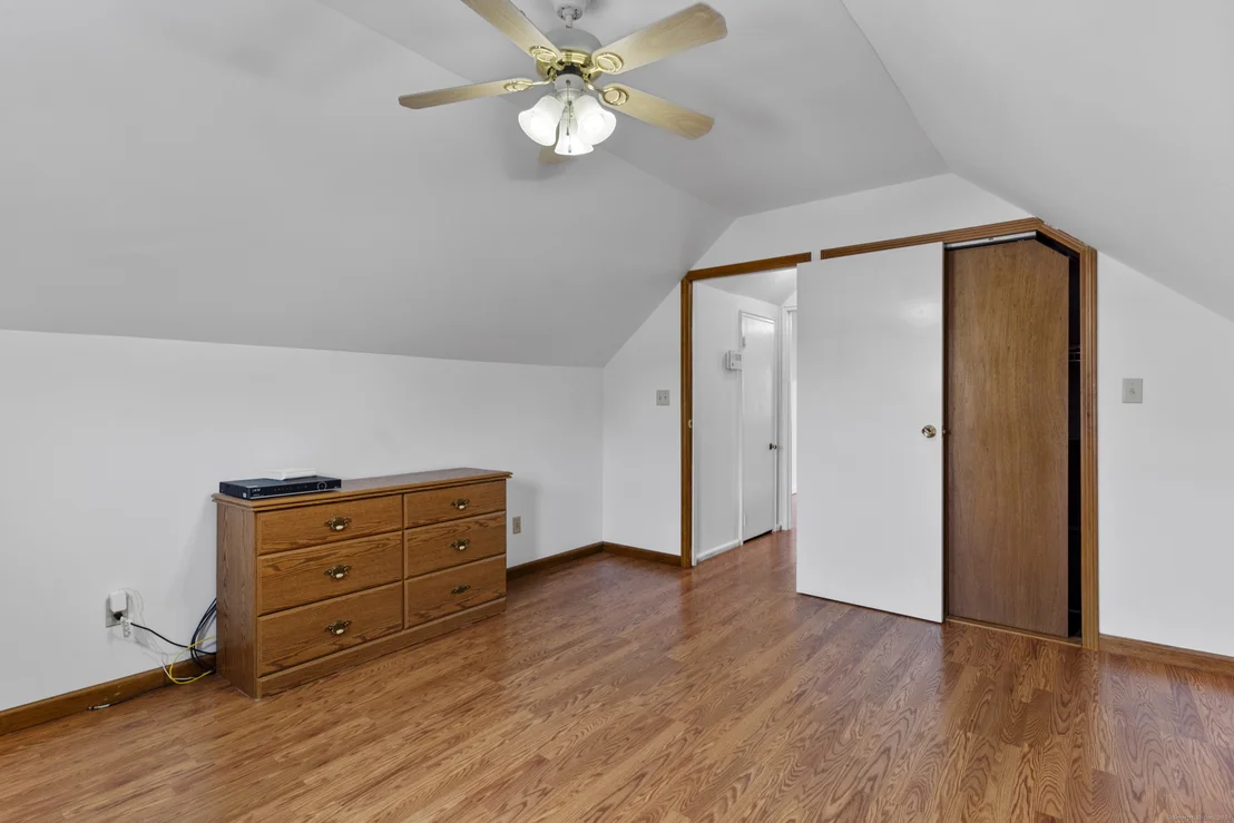Photo of 70 Meadowbrook Road