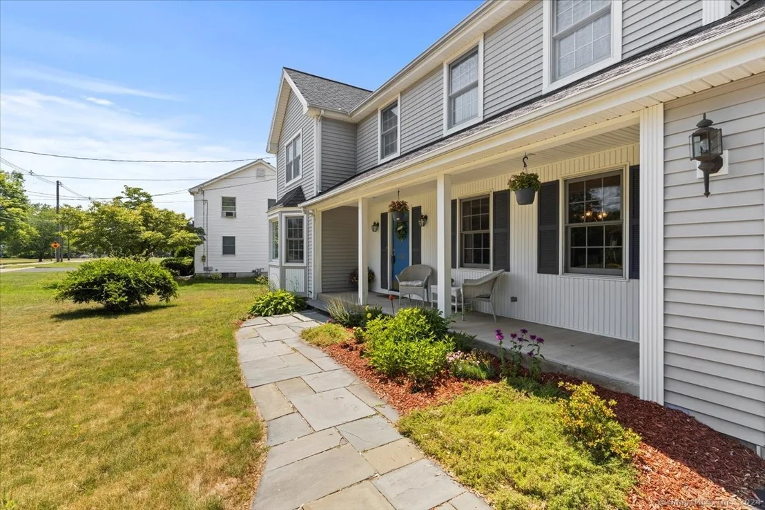 Photo of 461 Addison Road