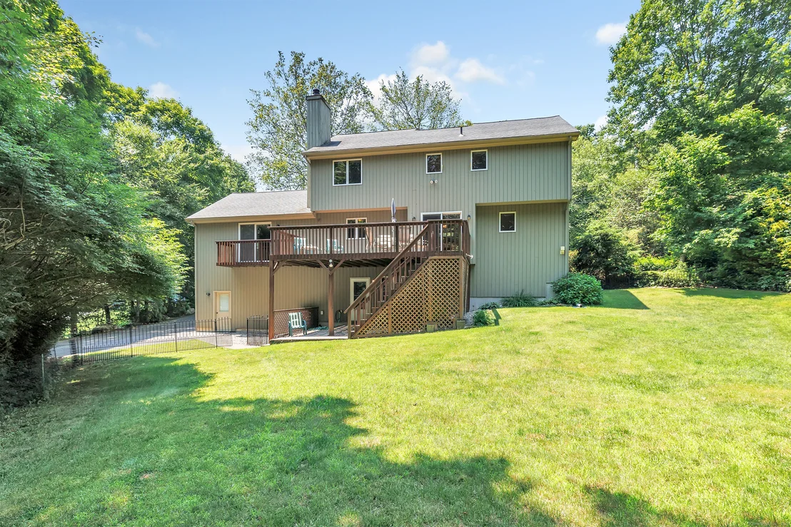 Photo of 26 Rolling Brook Lane