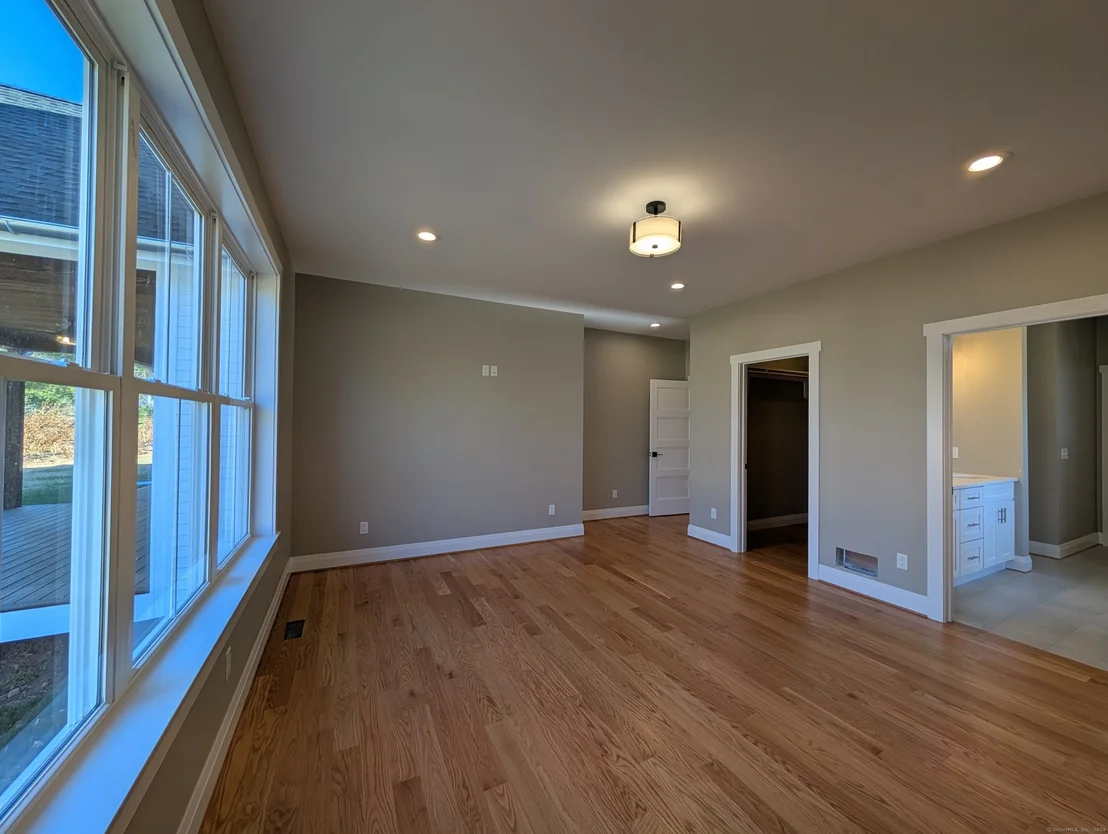Photo of 31 Joyce Lane
