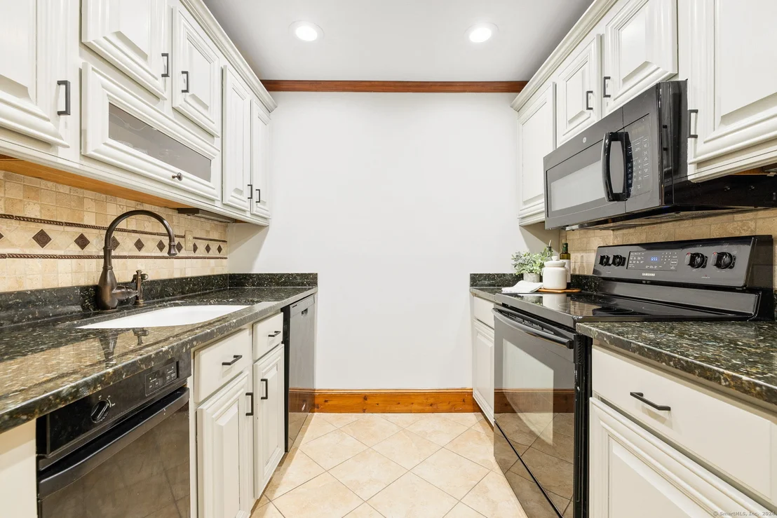 Photo of 297 Skinner Lane
