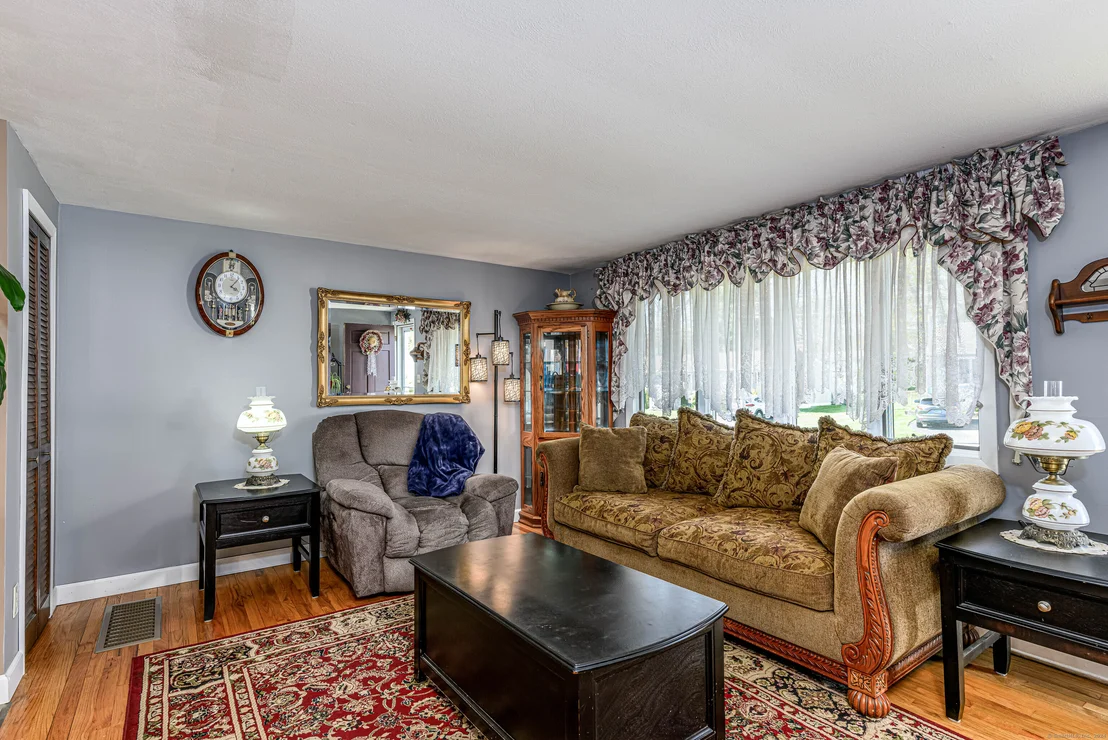 Photo of 83 Sawmill Road
