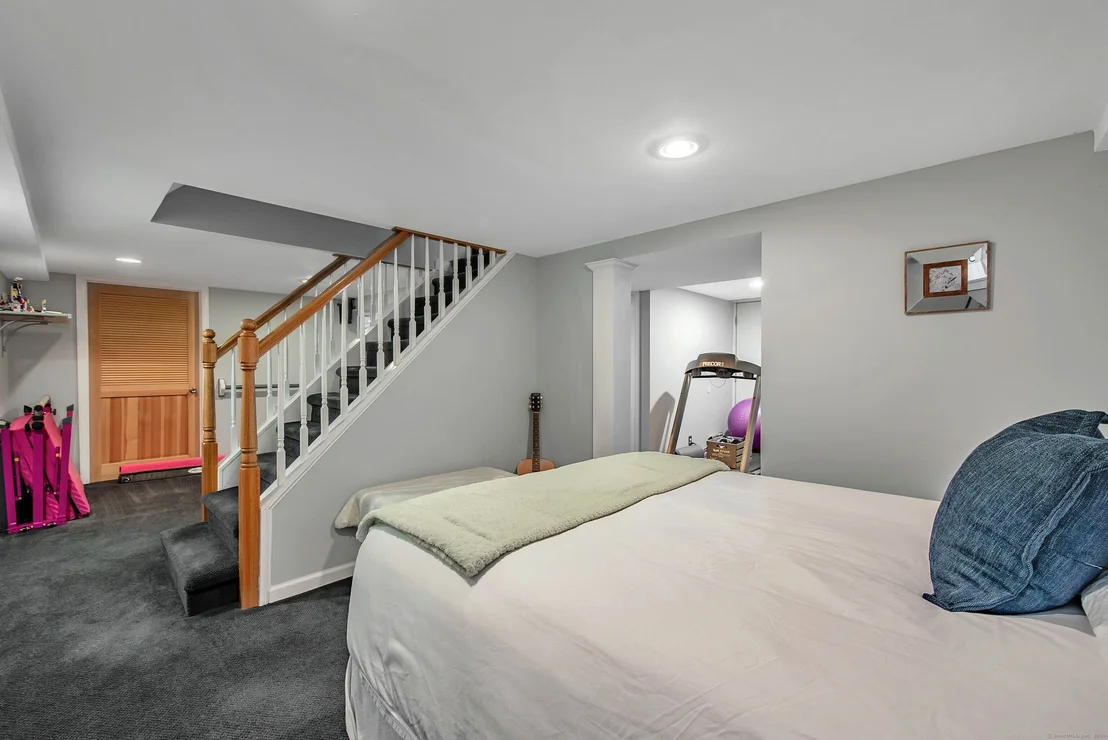 Photo of 25 Maple Ridge Drive