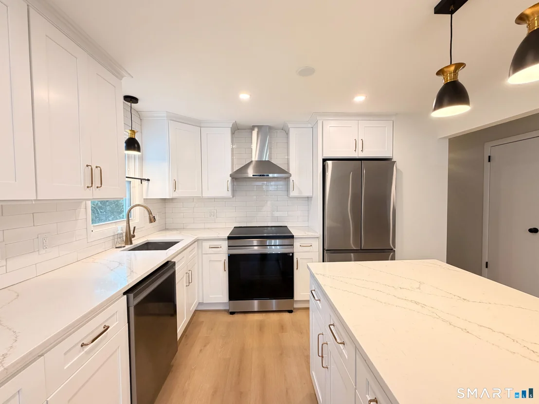 Photo of 33 Forest Avenue