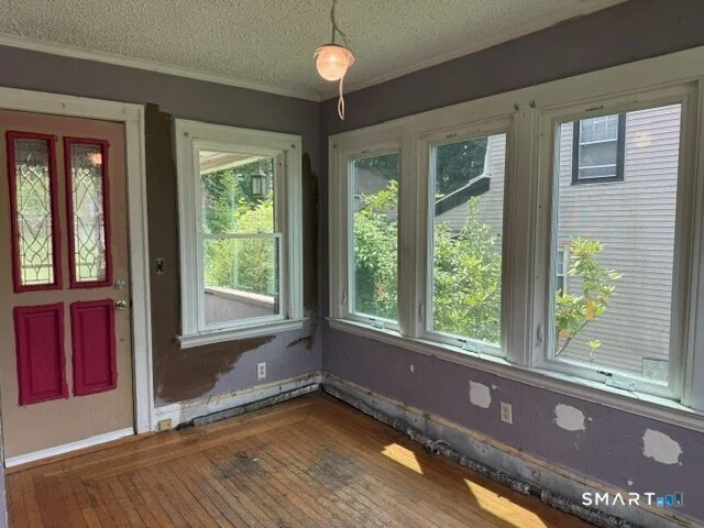 Photo of 105 Roydon Road