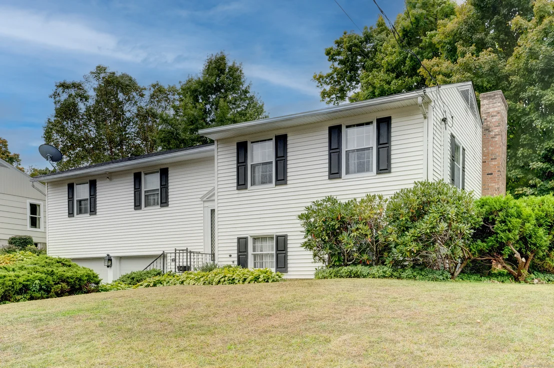 Photo of 82 Thompson Drive