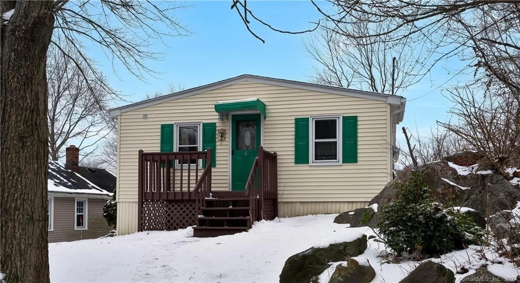 Photo of 4 Eastview Road