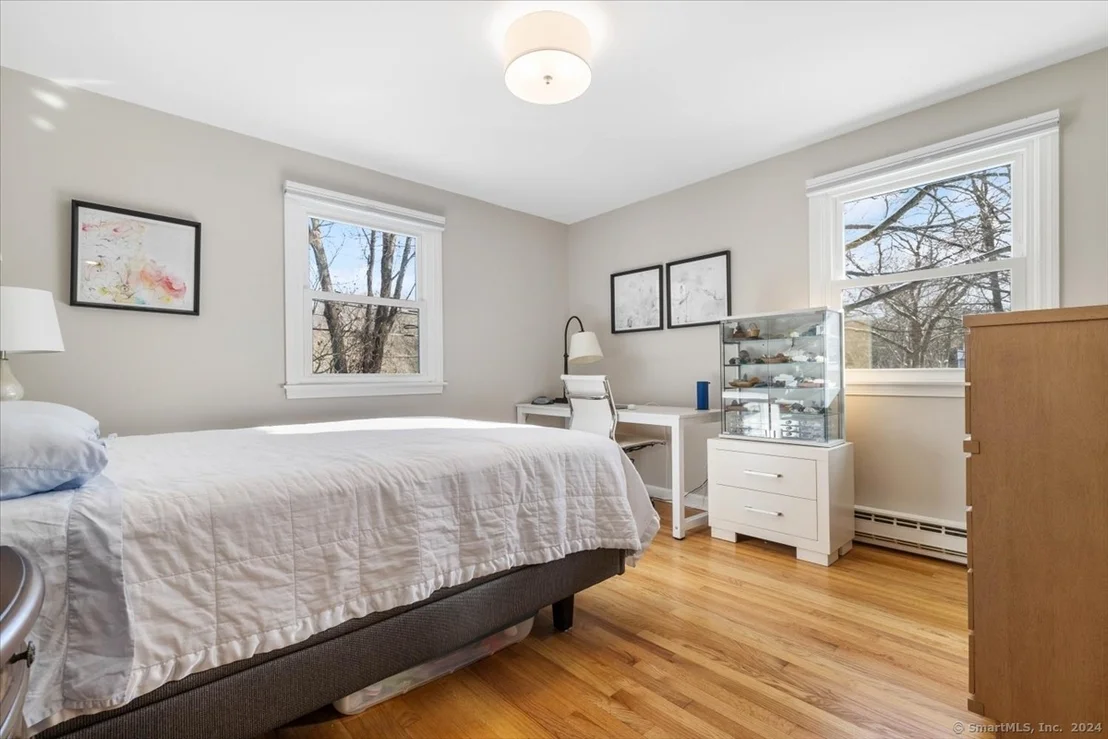Photo of 2 Colonial Drive
