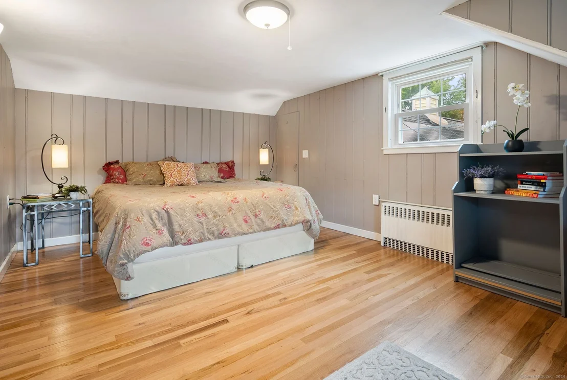 Photo of 297 Pinehurst Road