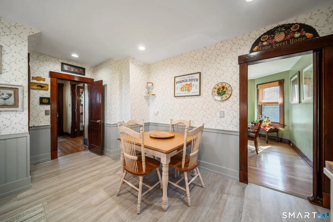 Photo of 64 May Avenue
