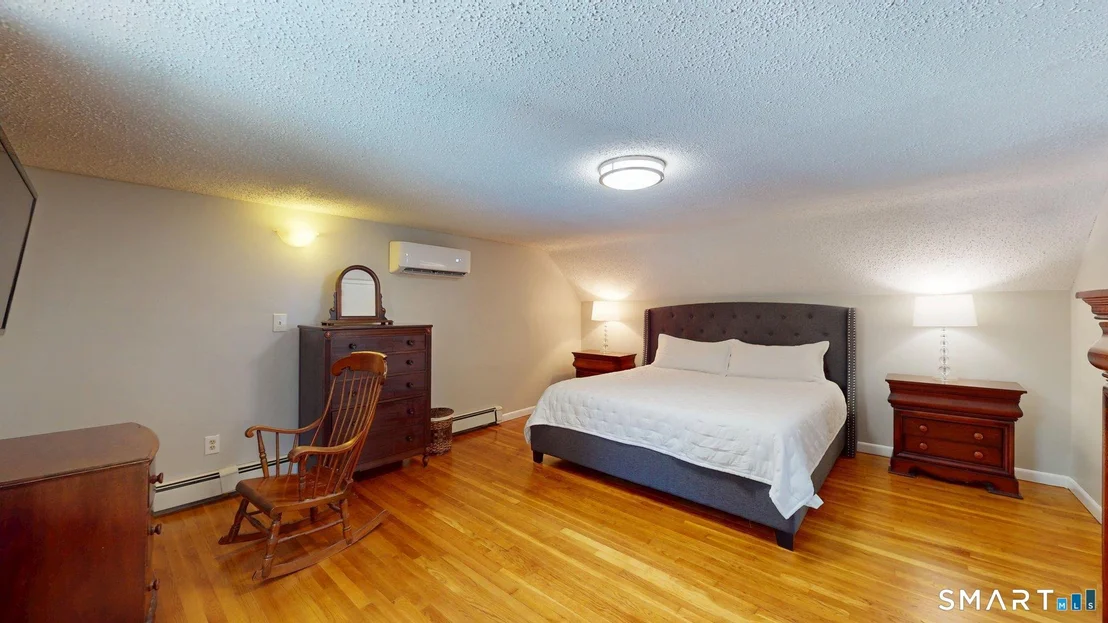 Photo of 11 Hemlock Drive