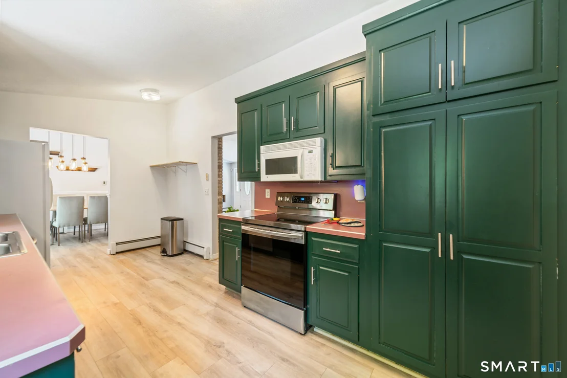 Photo of 168 Maple Avenue