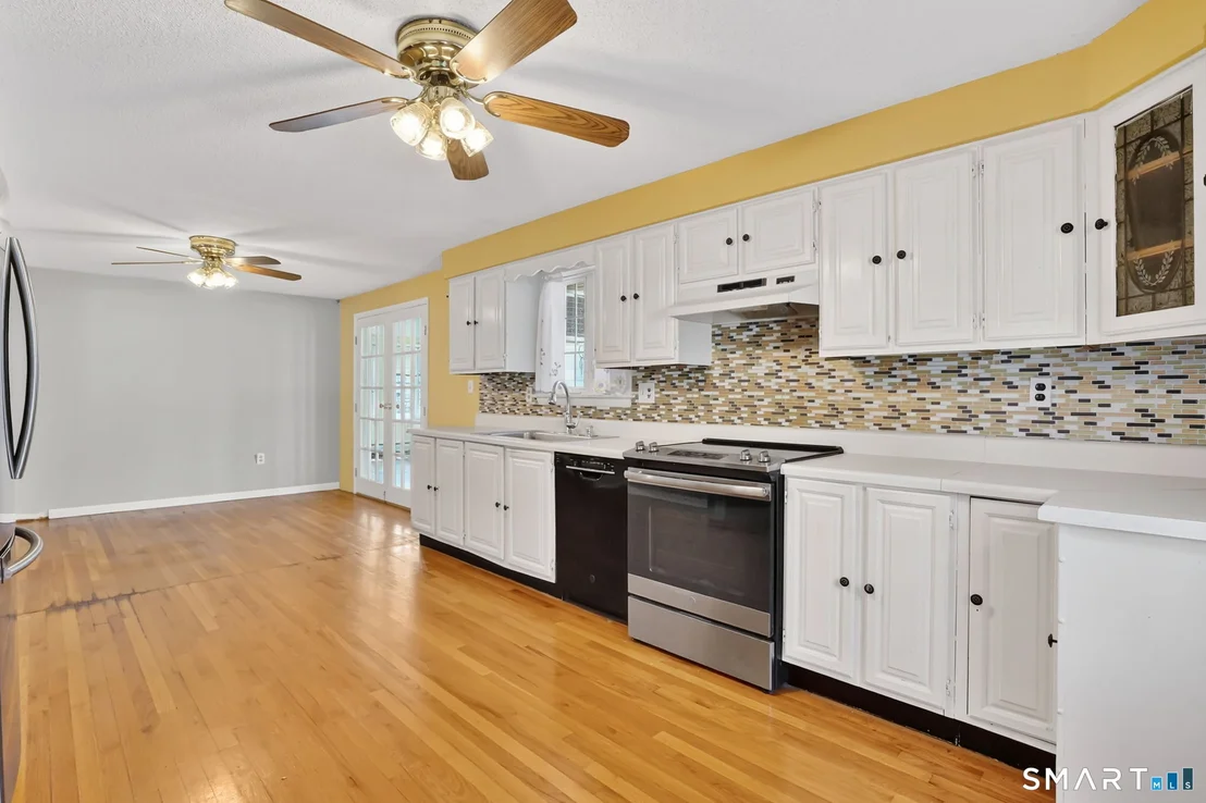Photo of 3 Magnolia Drive