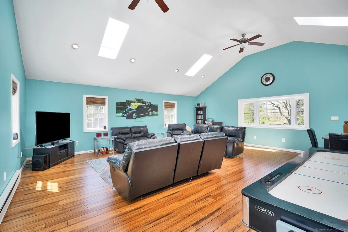 Photo of 7 Hickory Lane
