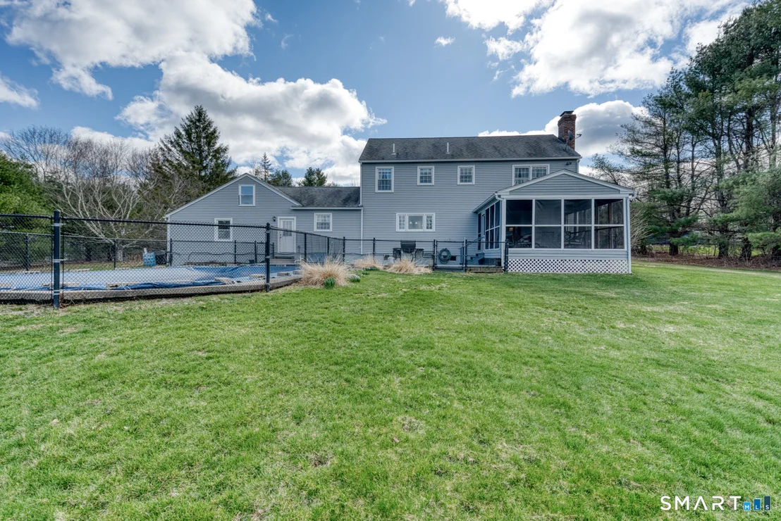 Photo of 1833 Mountain Road