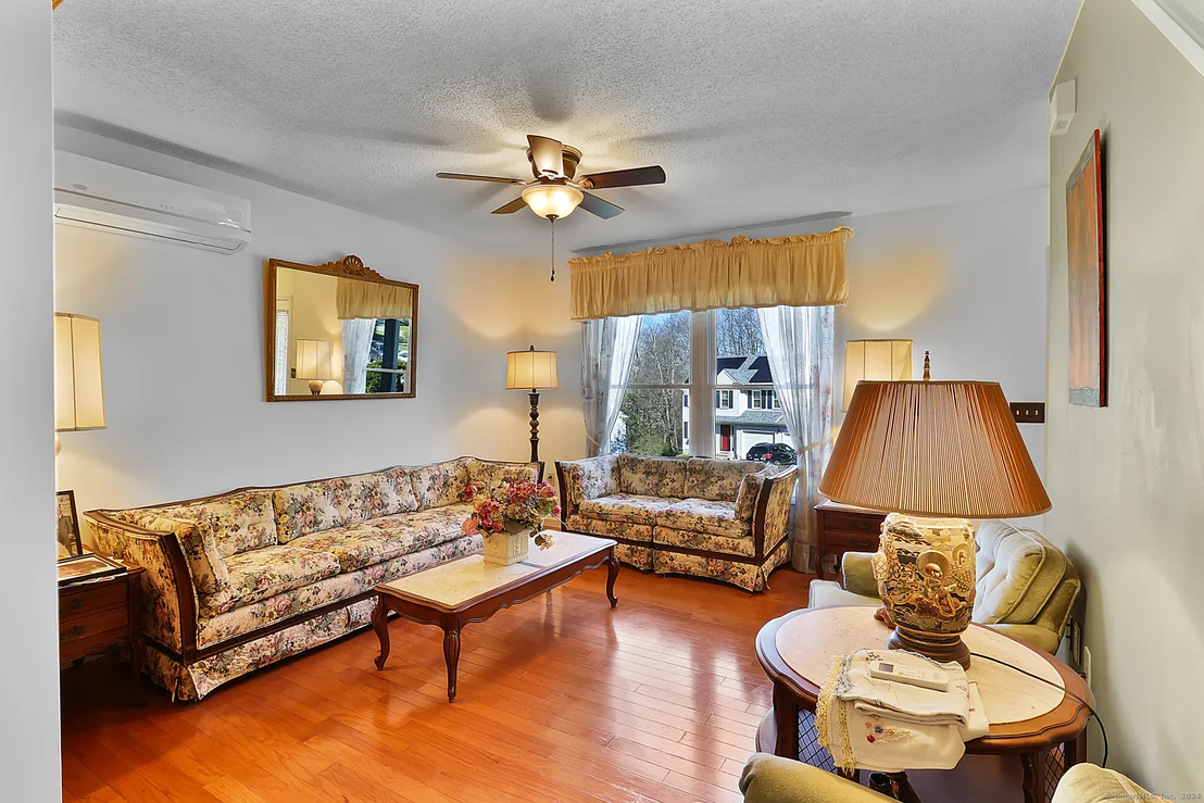 Photo of 202 Upper Valley Road