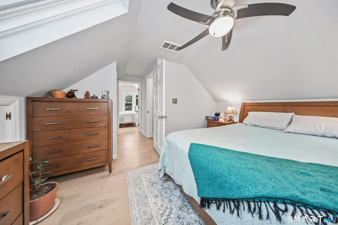 Photo of 124 Blackberry Hill Road