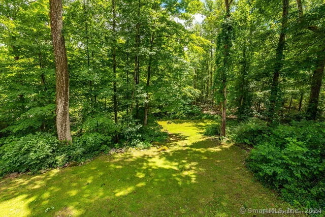 Photo of 9 Quiet Woods Road