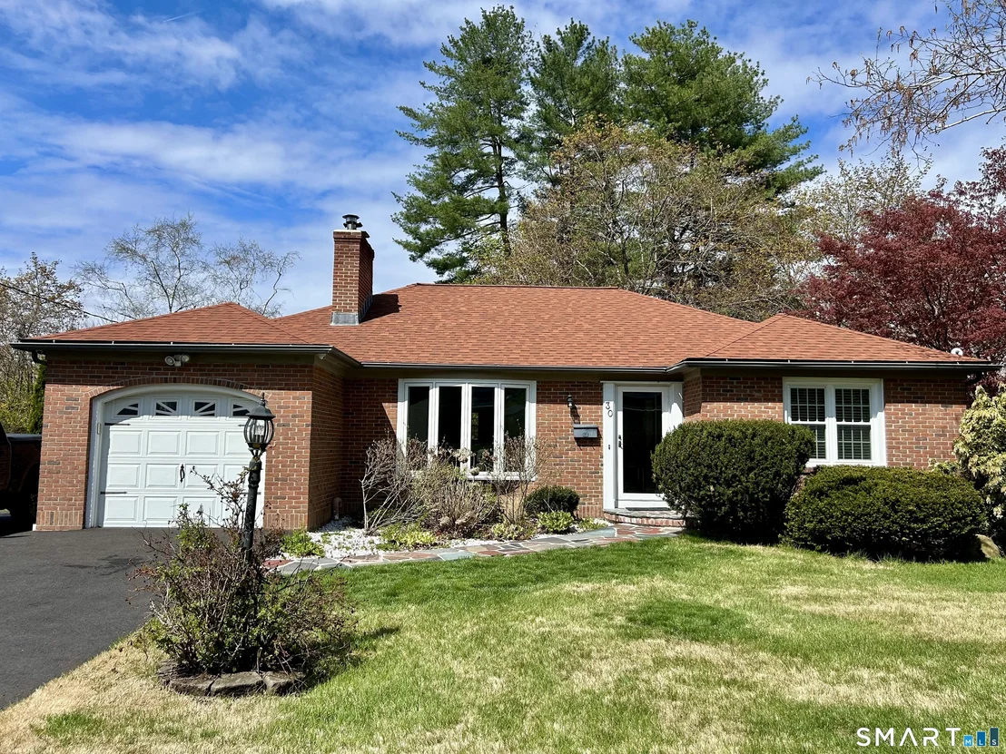 Photo of 30 Apter Drive