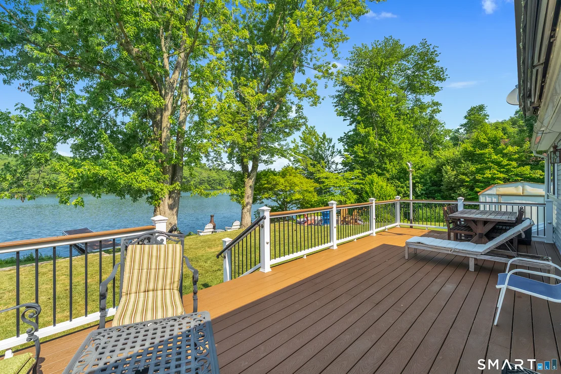 Photo of 51 Lakeview Drive