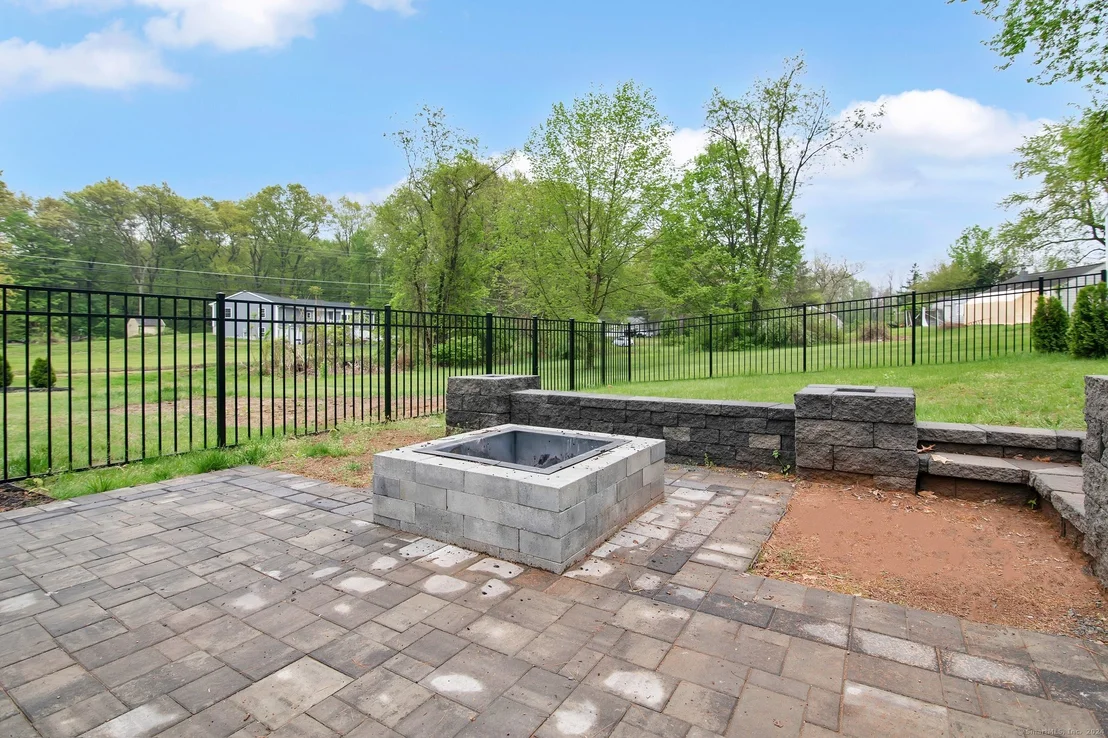 Photo of 136 Windsorville Road