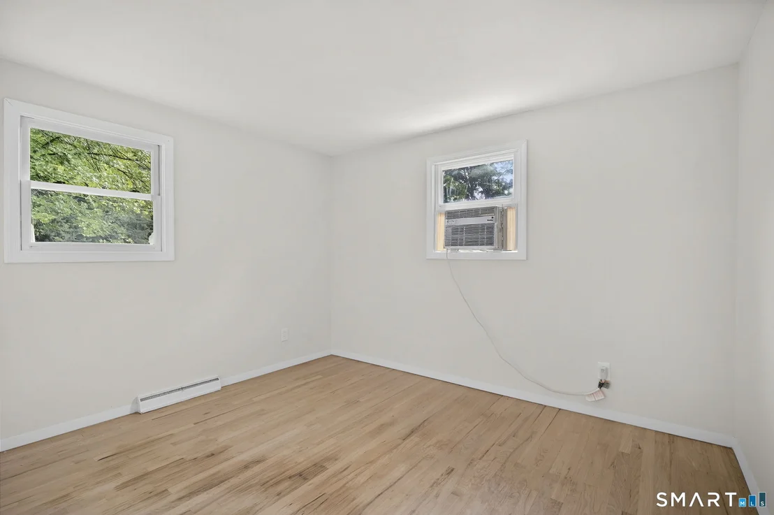 Photo of 31 Meadowlark Road