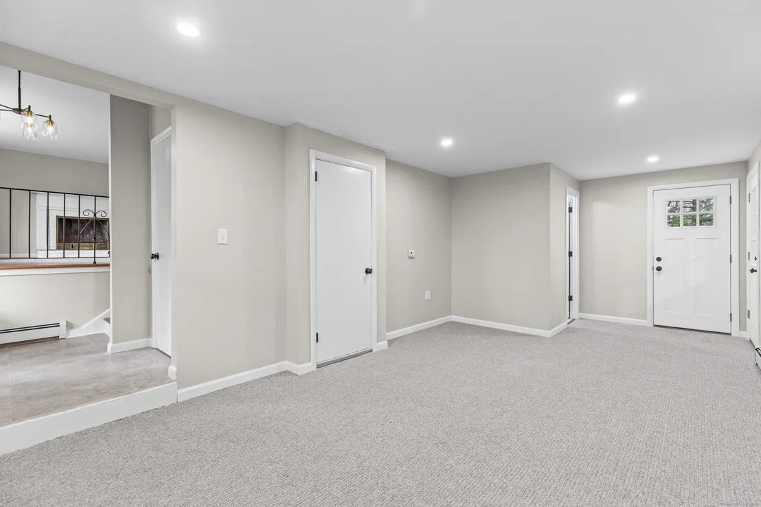 Photo of 35 Hampton Lane
