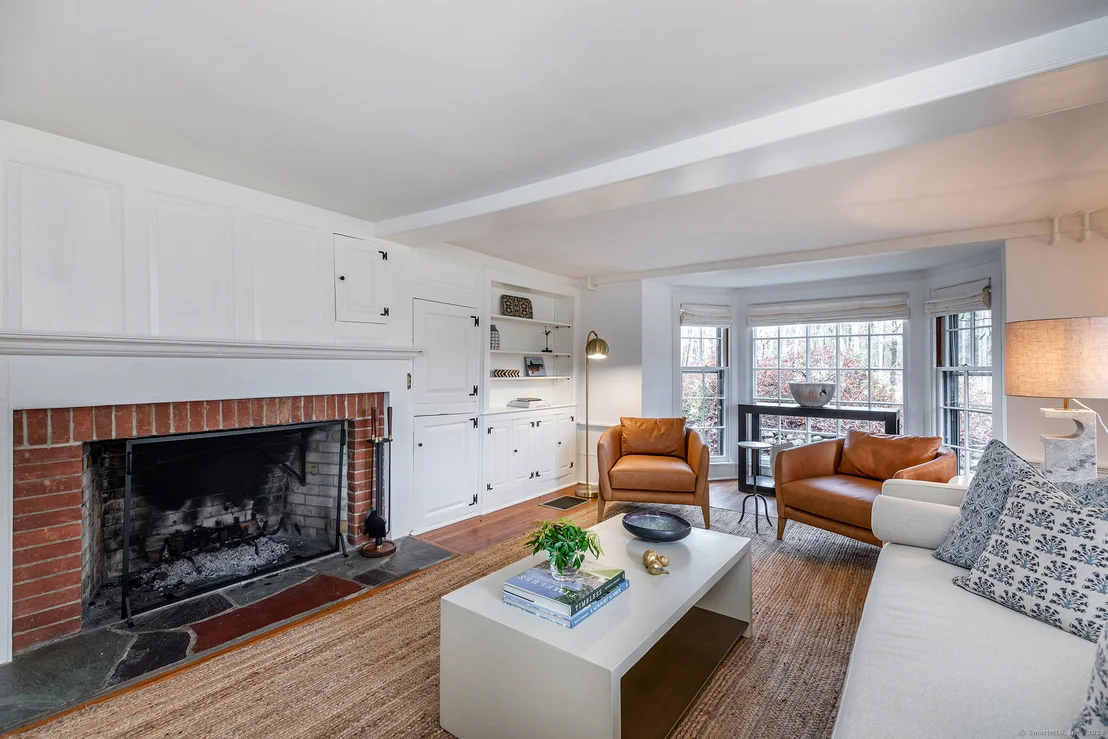 Photo of 245 West Street