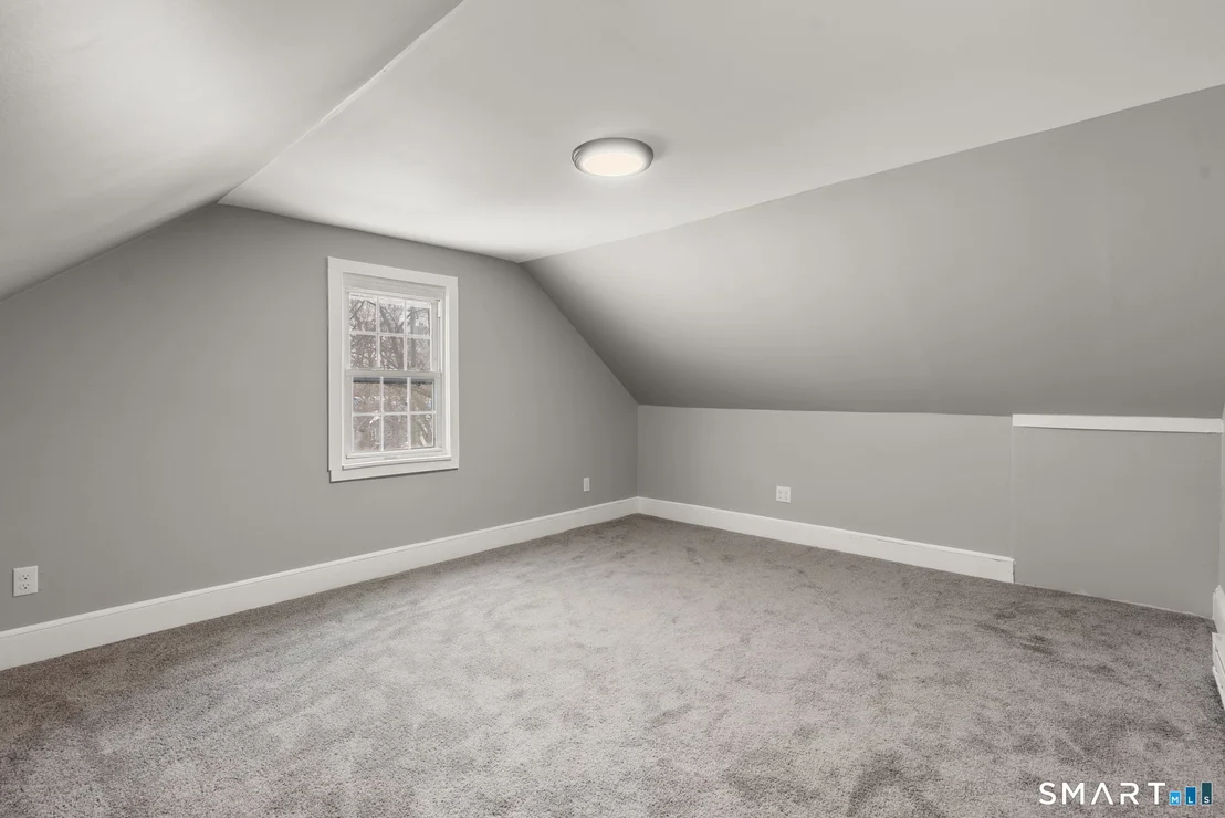 Photo of 8 Hendee Road