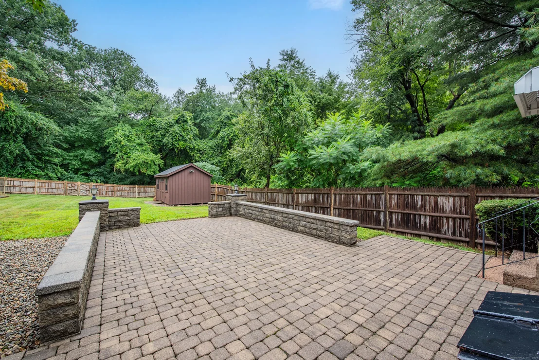Photo of 1 Higgins Avenue