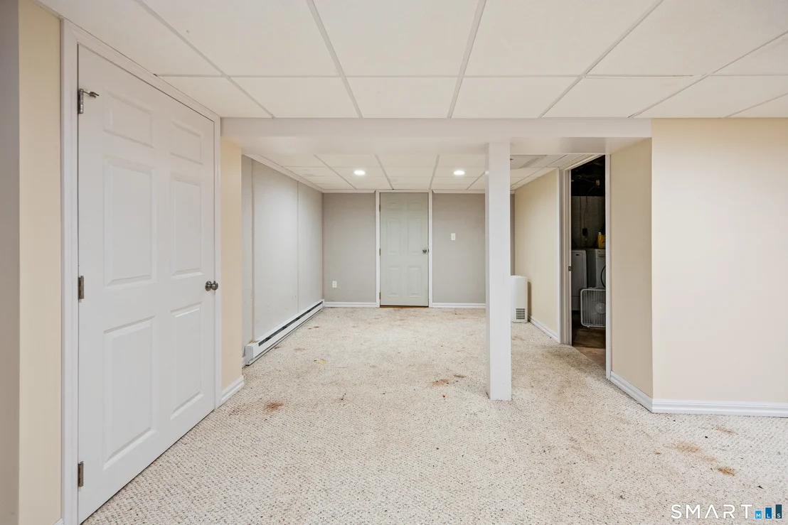 Photo of 58 Robin Hill Road