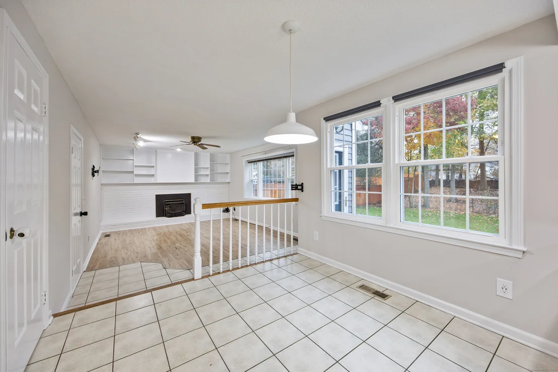 Photo of 28 Newbridge Circle