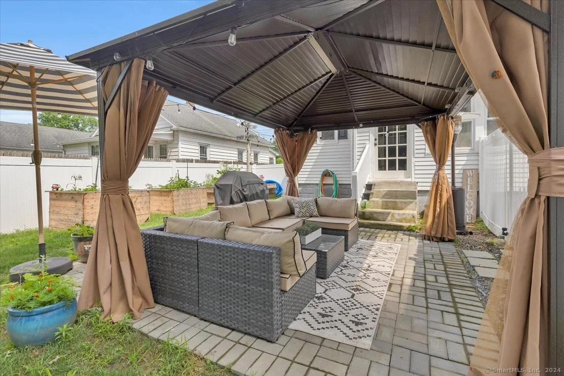 Photo of 34 Brainard Road