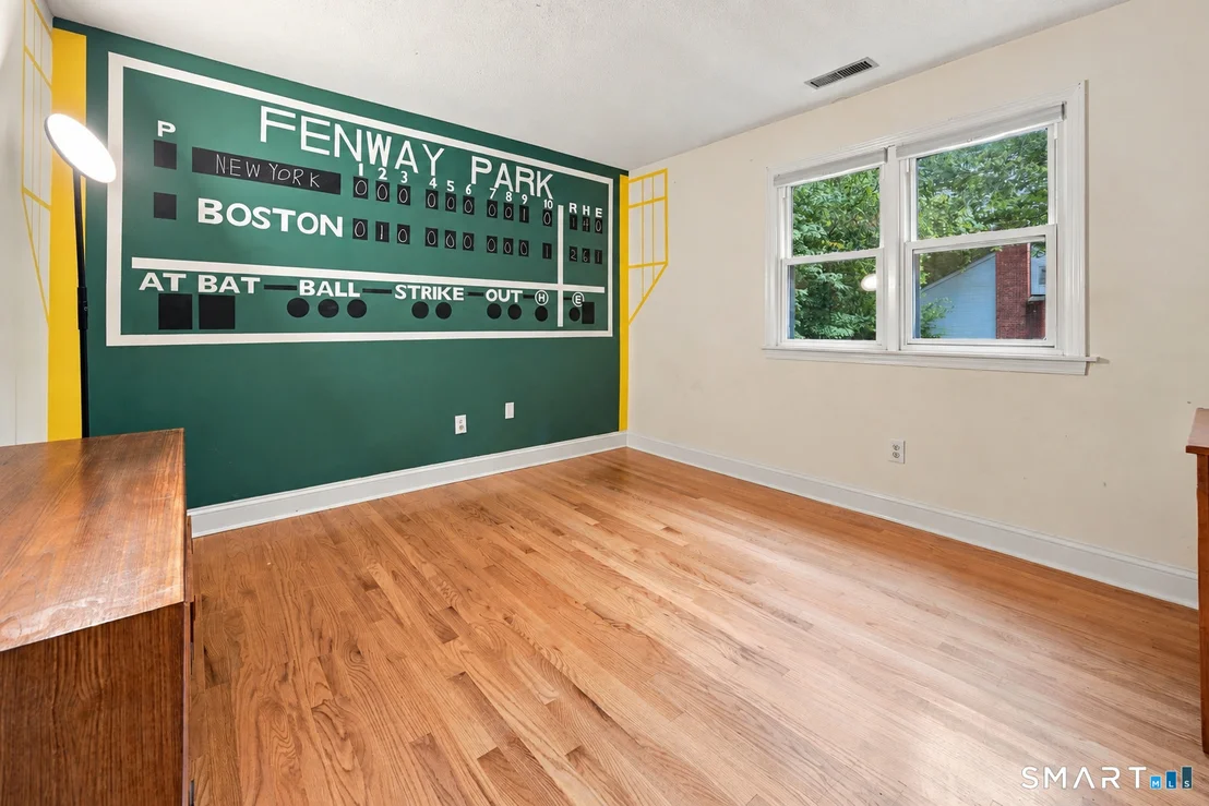 Photo of 163 Juniper Drive