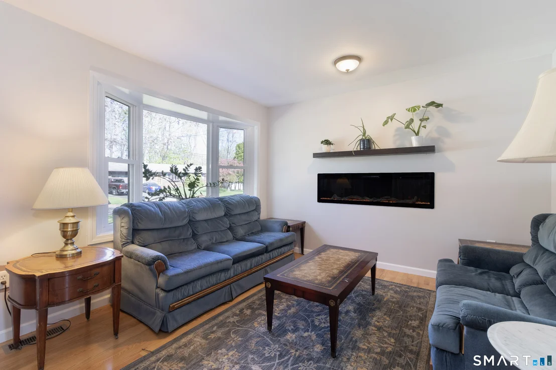 Photo of 8 Crestview Terrace