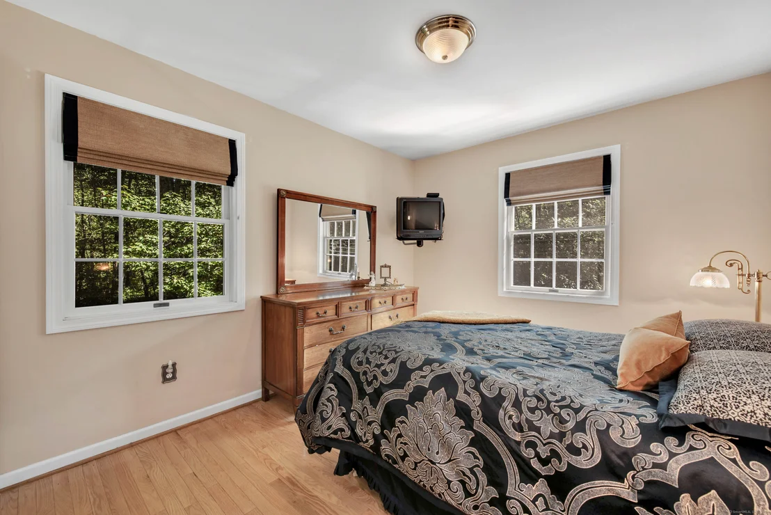 Photo of 106 Barnes Hill Road