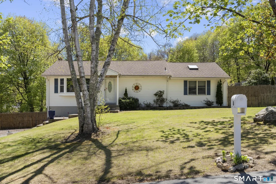 Photo of 10 Sharp Hill Road