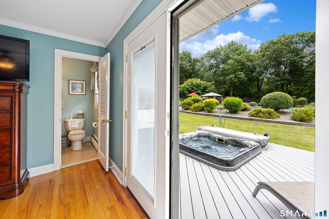 Photo of 8 Lindsley Drive