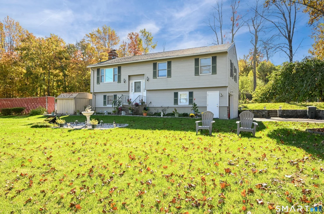 Photo of 2 Ken Oaks Drive