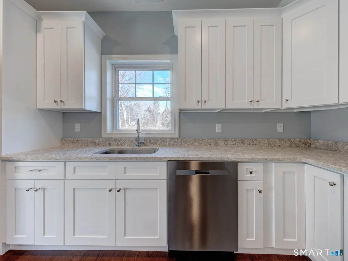 Photo of 121 Highland View Drive
